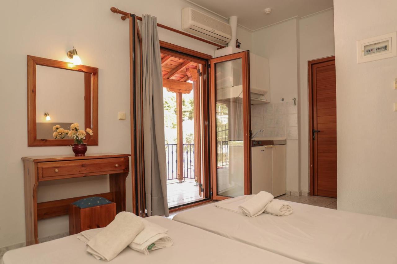 Ftelia Studios สเกียธอสทาวน์ ภายนอก รูปภาพ